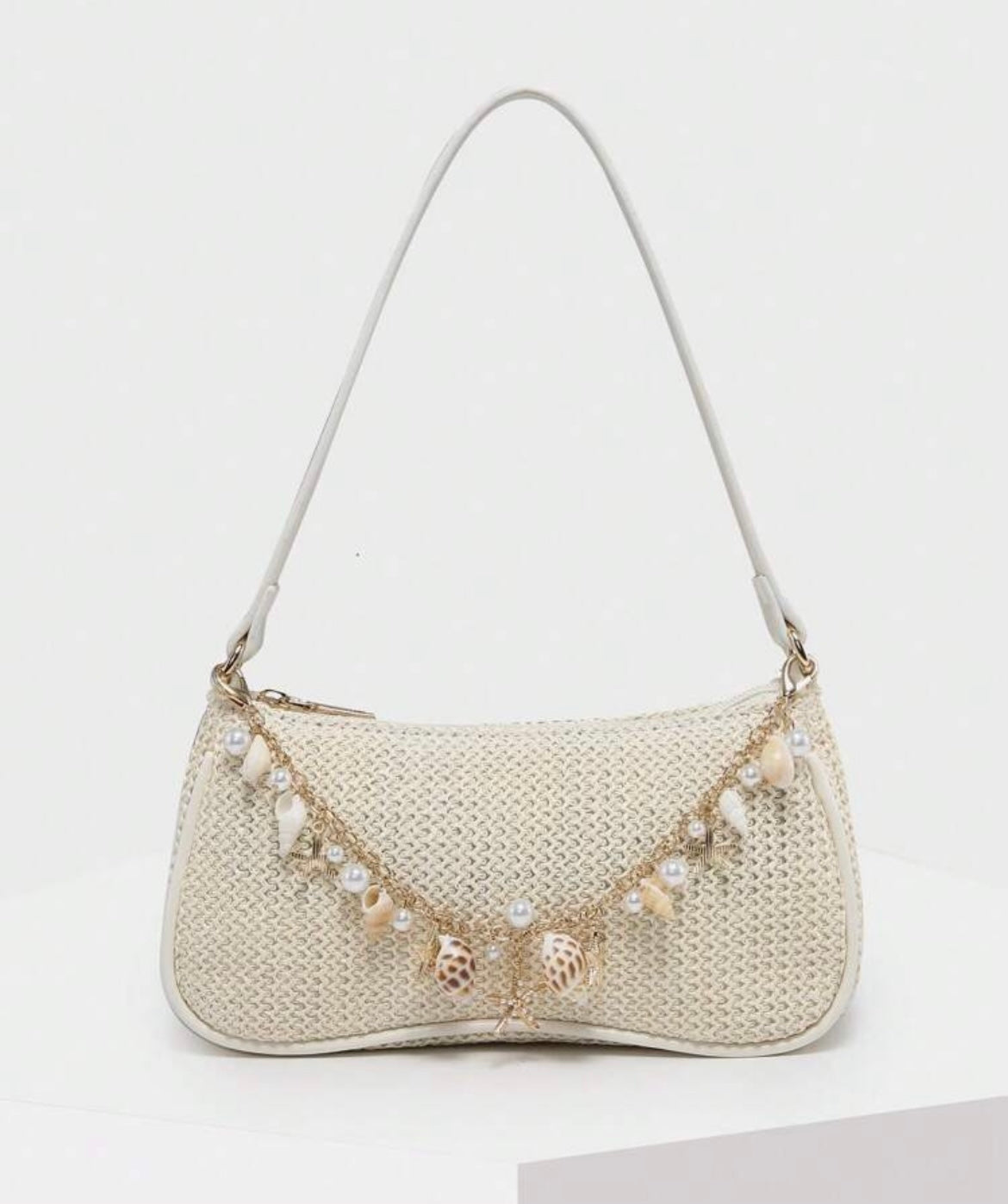 Sea shell & pearls purse