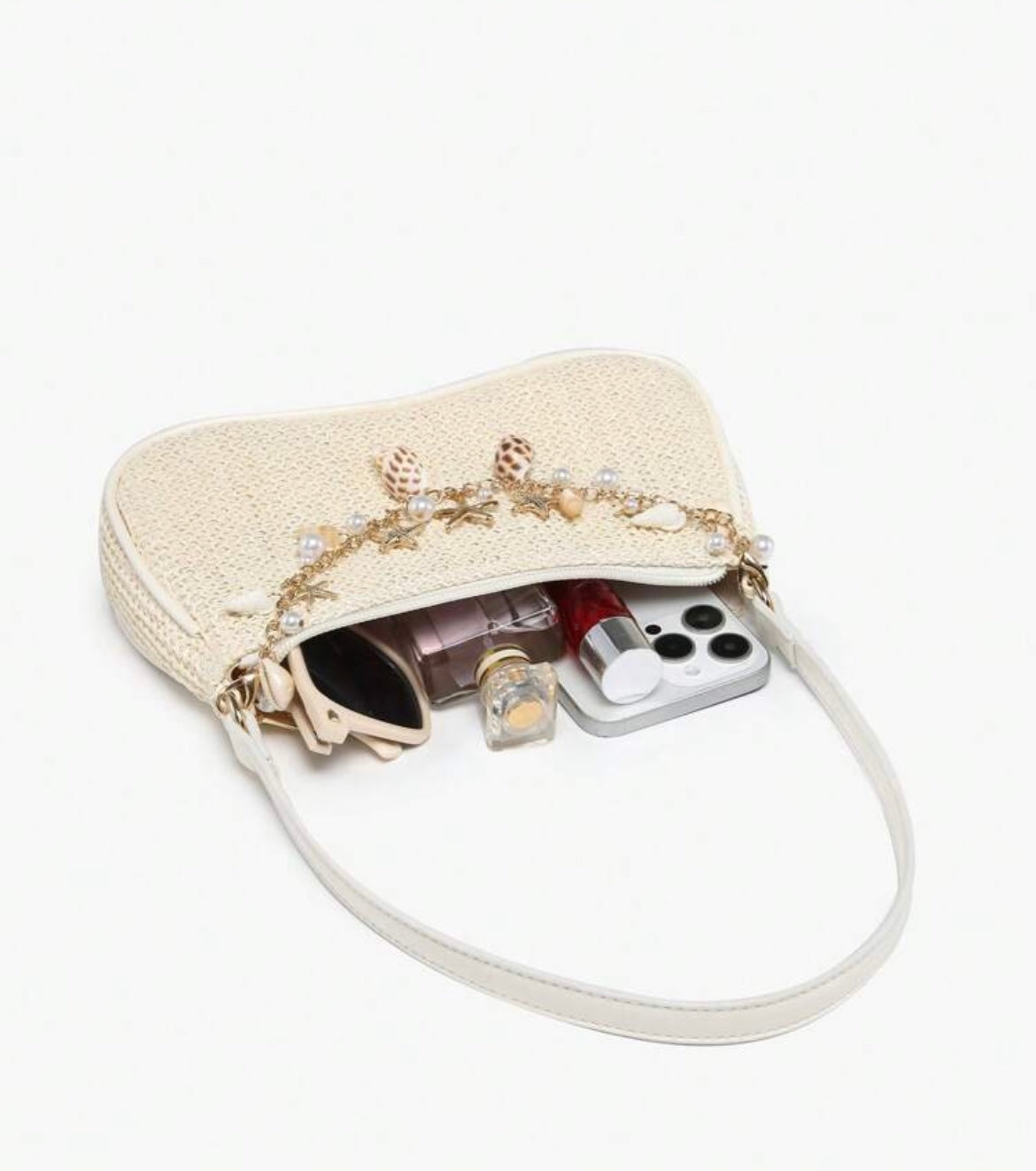 Sea shell & pearls purse