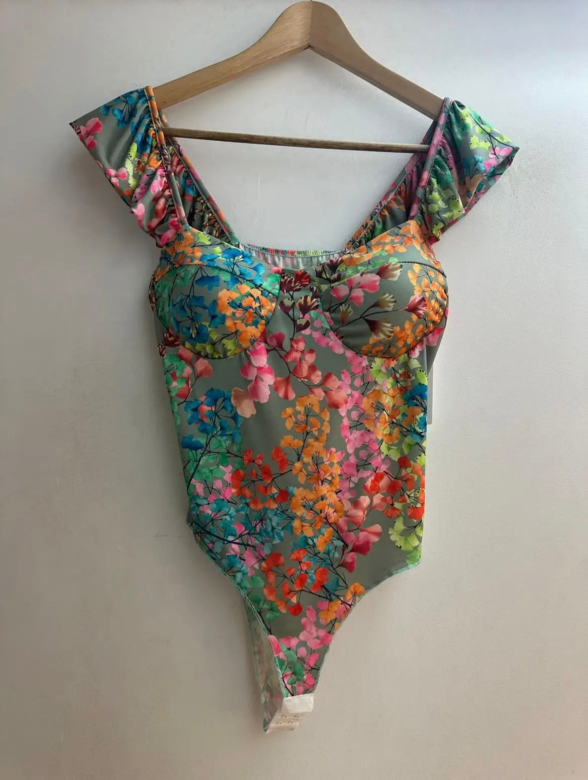 Body floral